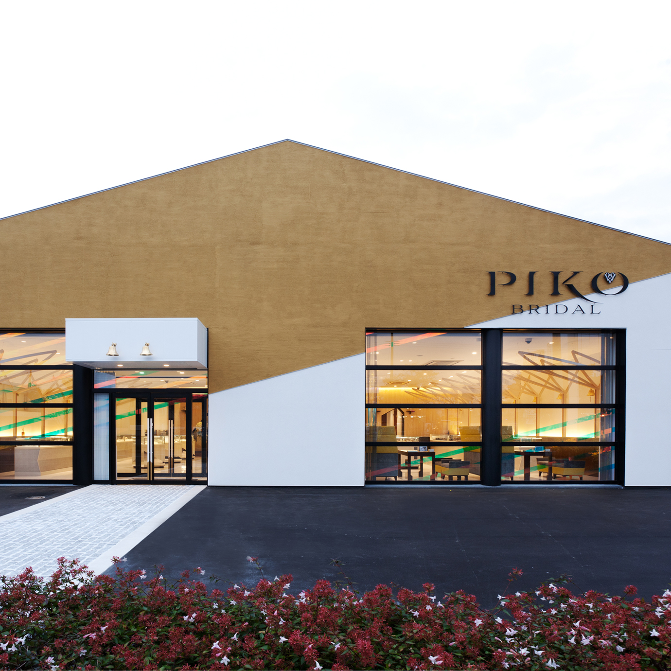 ビジュピコ 青森店