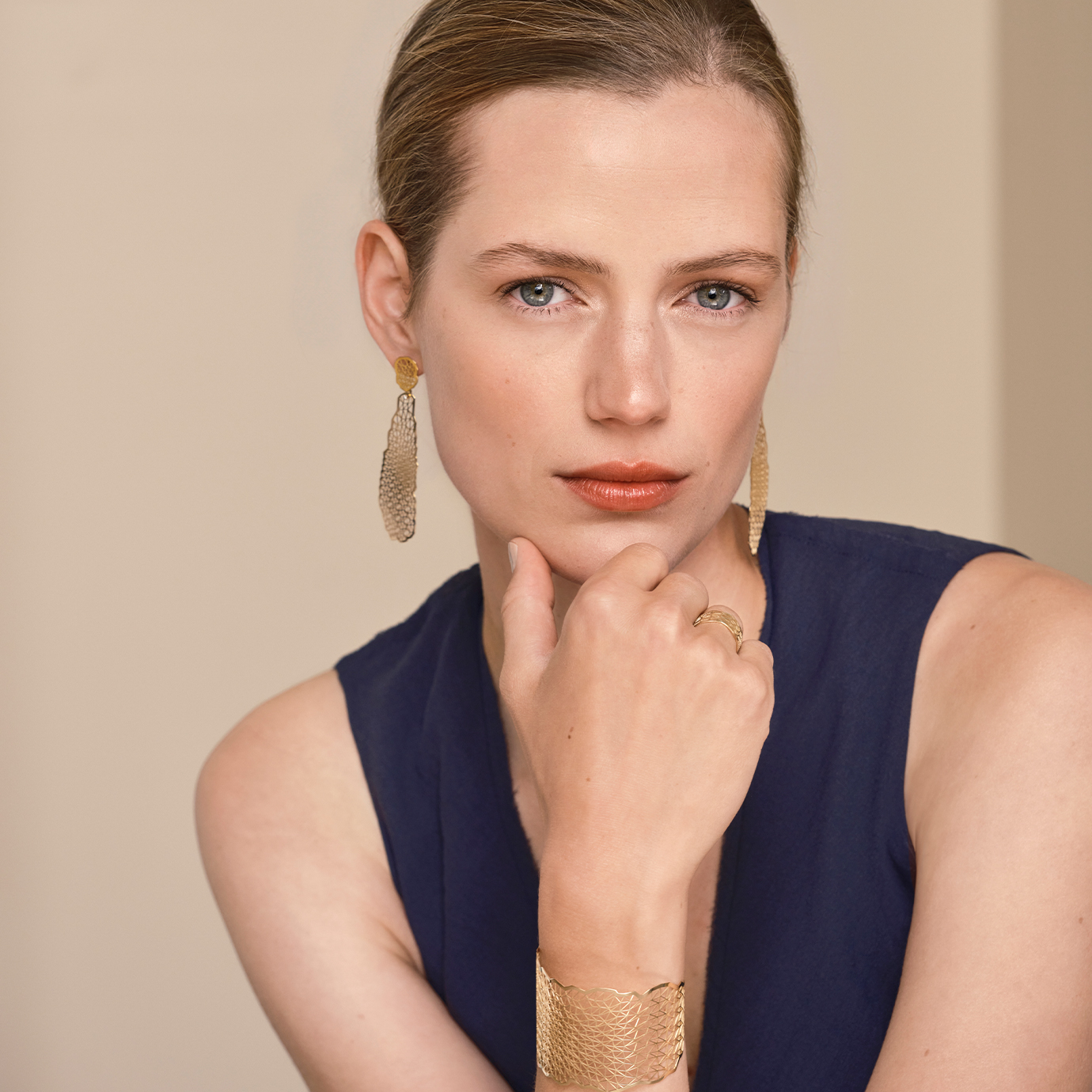 IRISIERENDES LICHTSPIEL