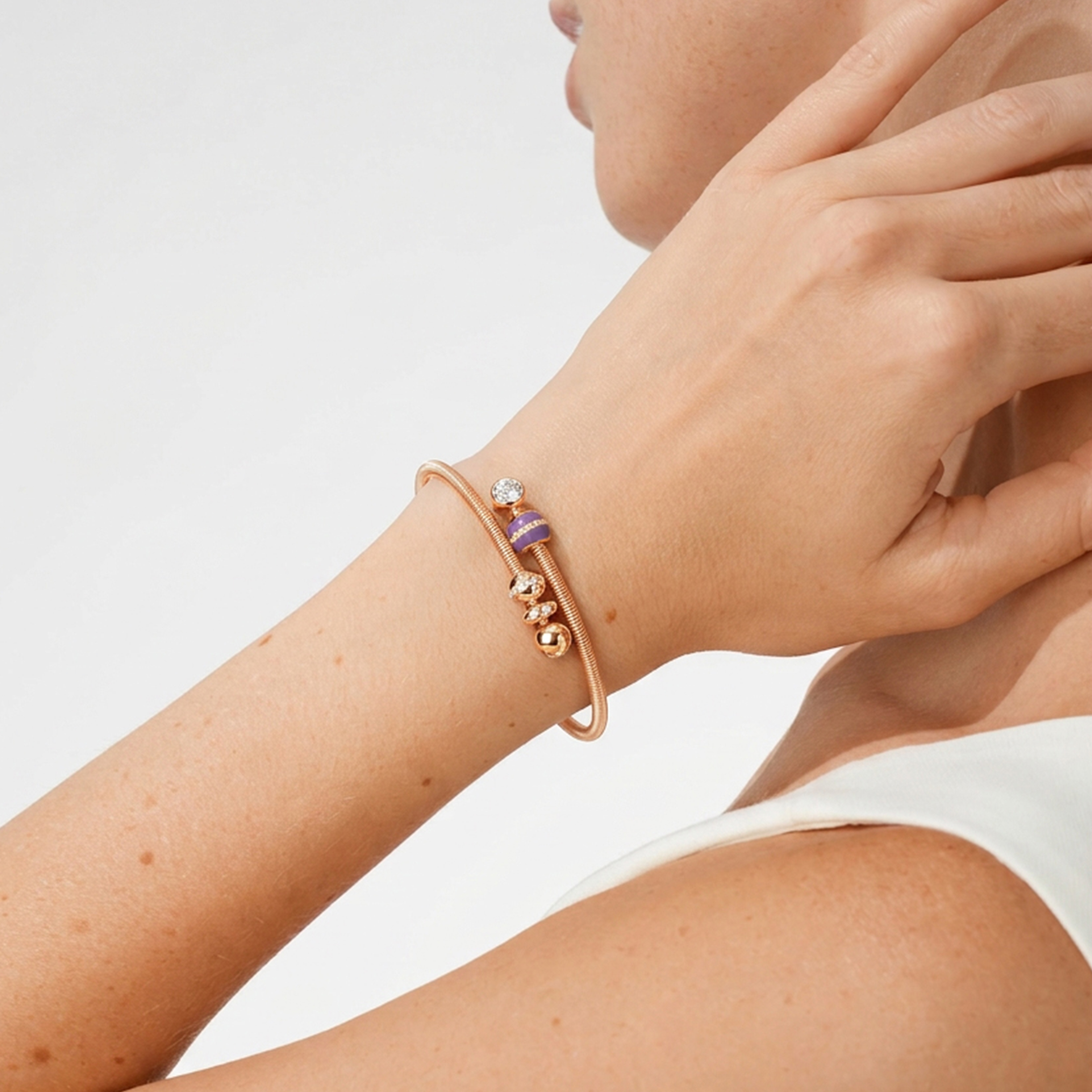 霓星 Colette C Diamond Setario