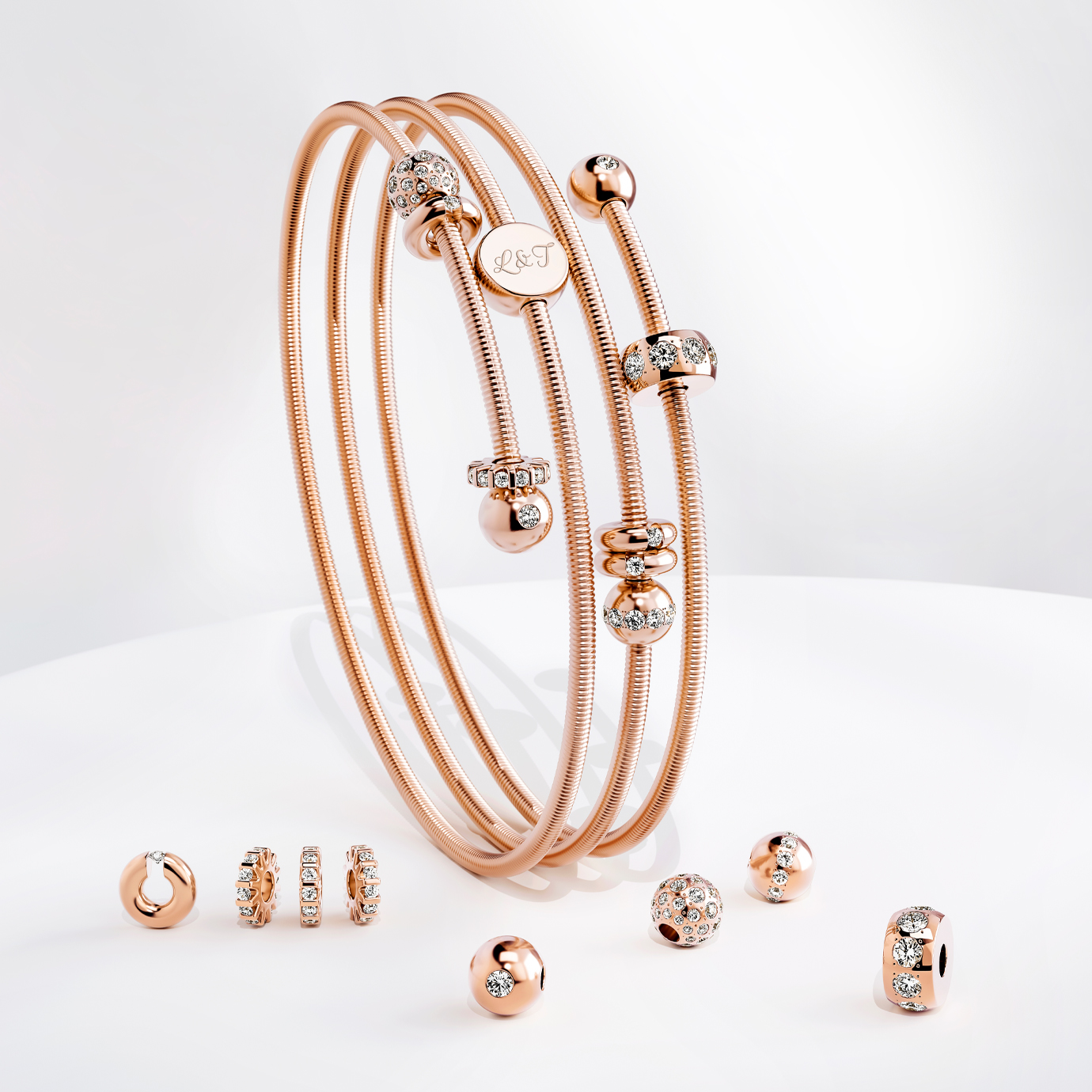 A PENDANT SENDS DIAMONDS INTO THEIR ORBIT
